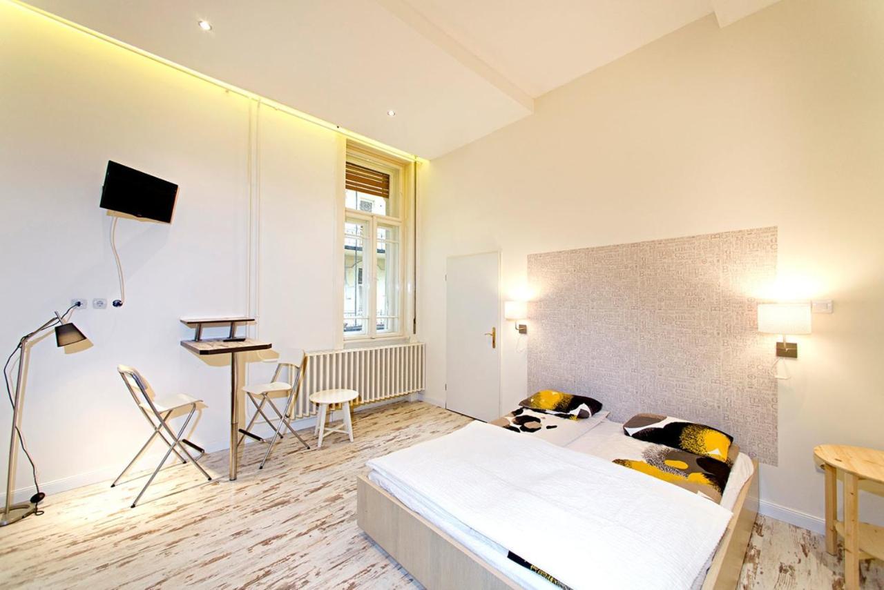 Central 5 Guest House Budapest Eksteriør billede
