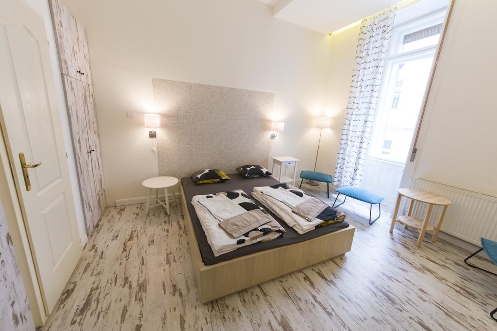 Central 5 Guest House Budapest Eksteriør billede